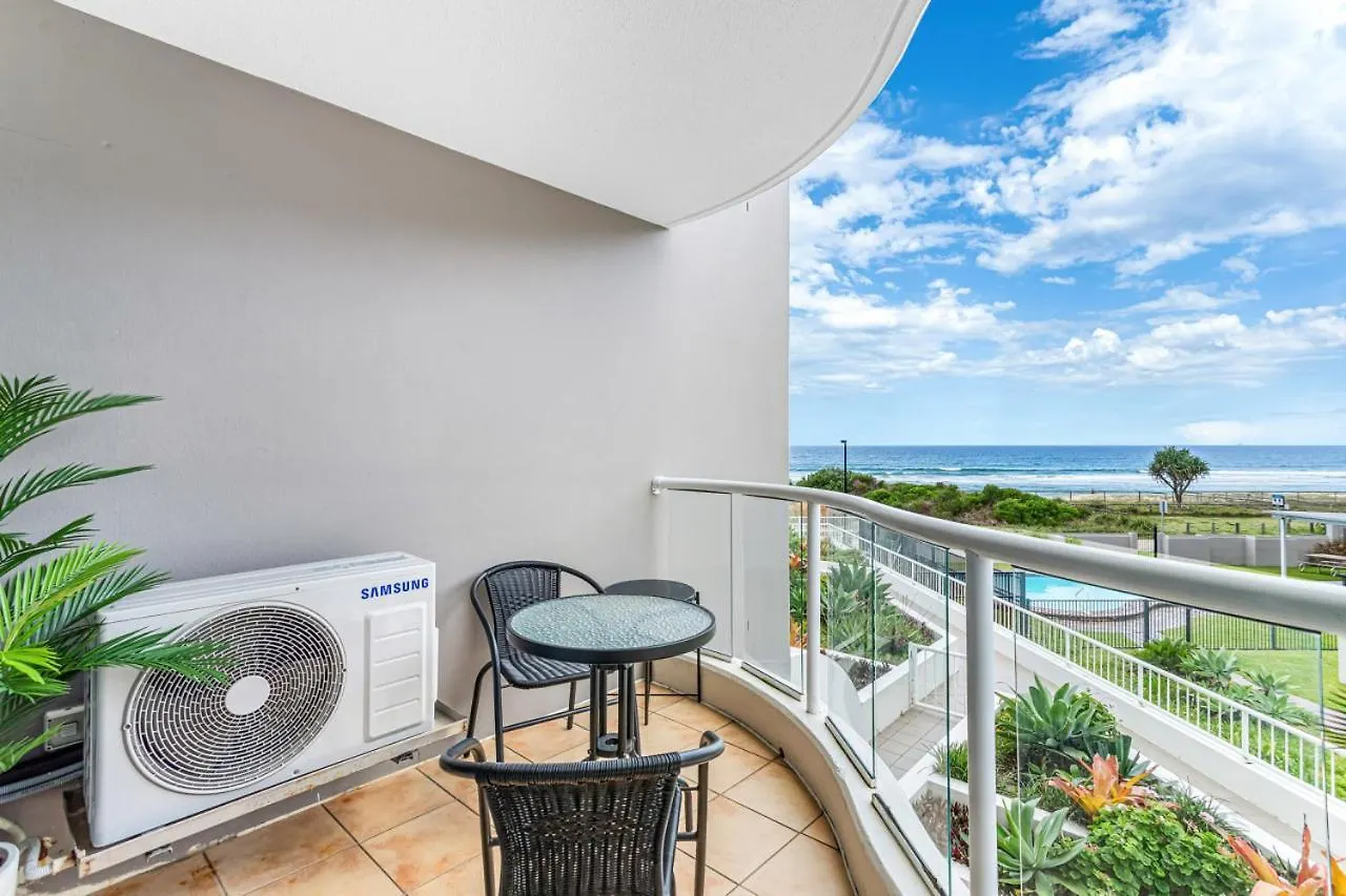 Surf Watch Palm Beach Gold Coast